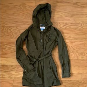Columbia rain jacket olive army green xs